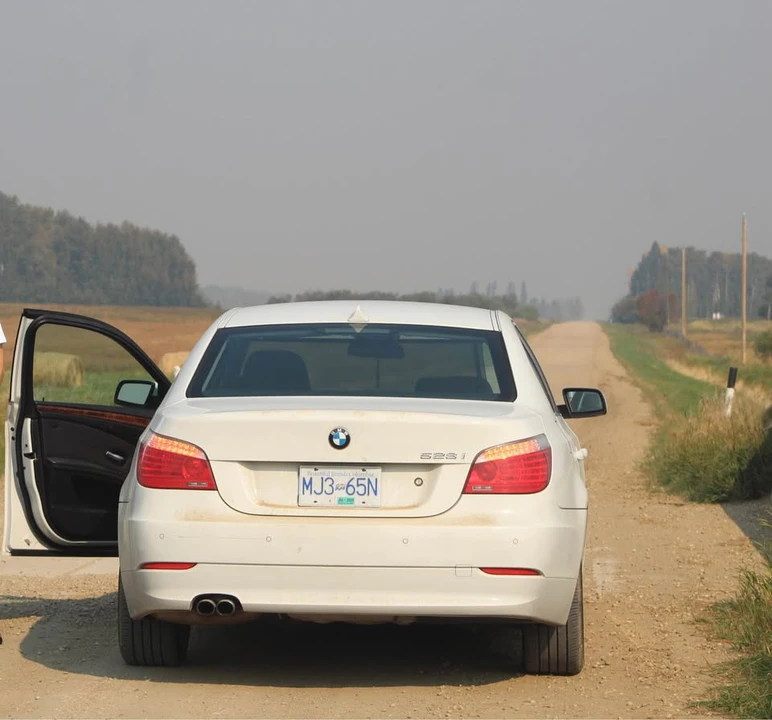2009 BMW E60 5 Series Sedan - Image 2 of 3