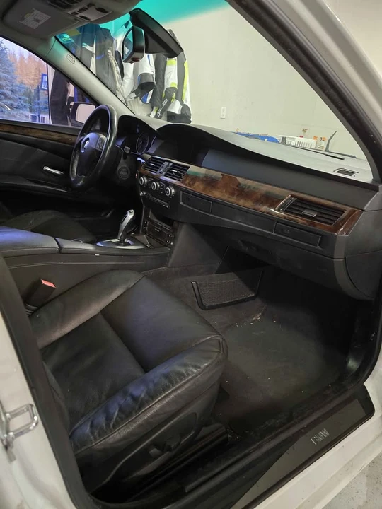 2009 BMW E60 5 Series Sedan - Image 5 of 7