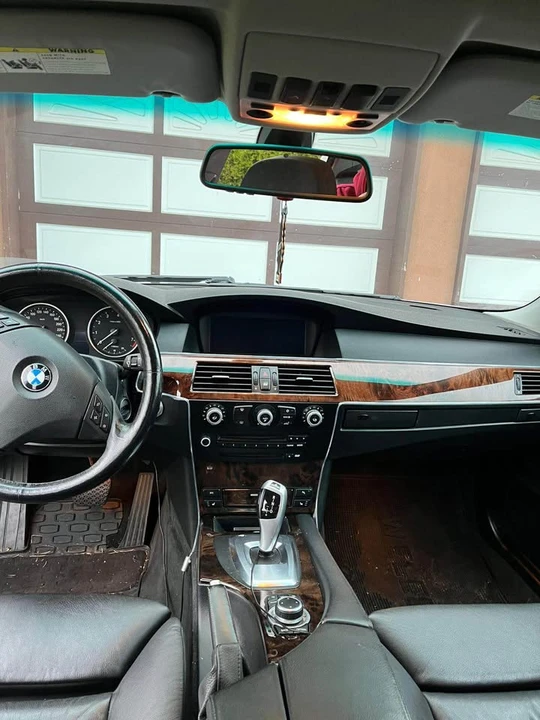 2009 BMW E60 5 Series Sedan - Image 4 of 10
