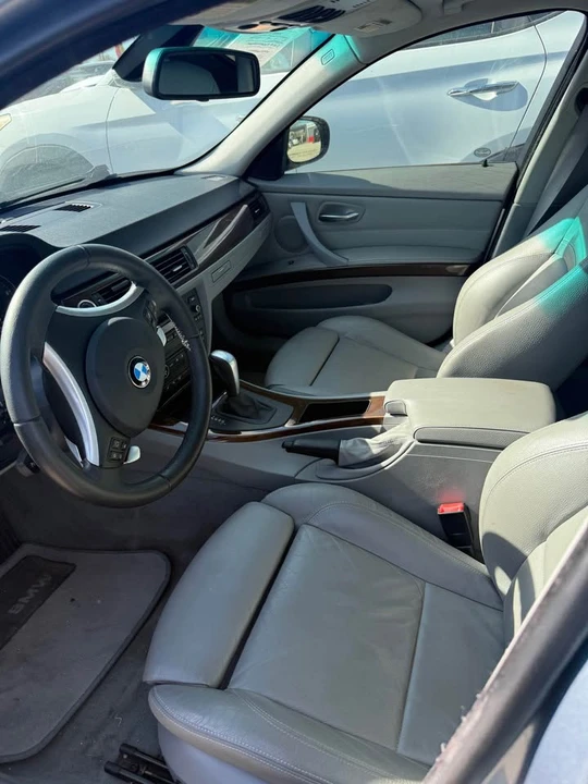 2009 BMW E60 5 Series Sedan - Image 4 of 6