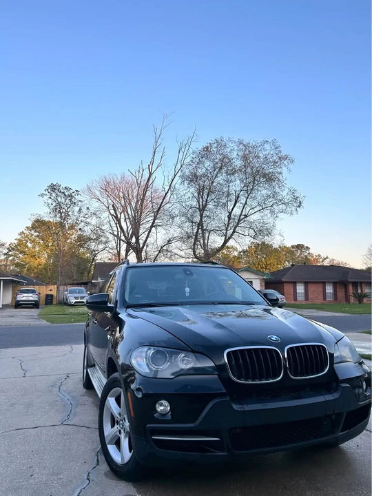 2009 BMW E60 5 Series Sedan - Image 2 of 10