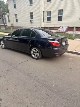 2009 BMW 5 Series 525i Sedan 4D