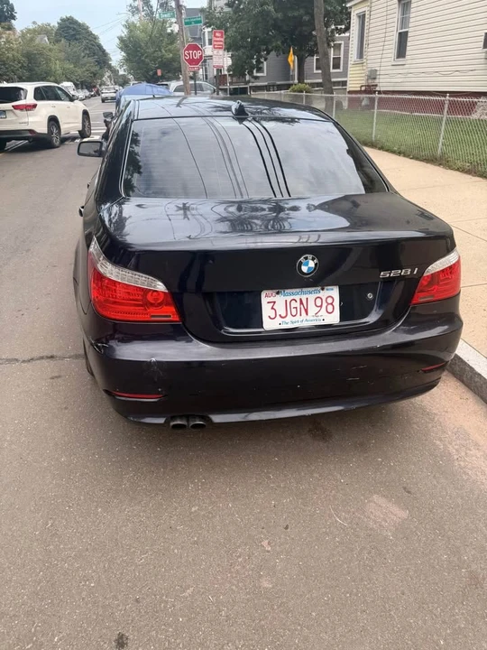 2009 BMW E60 5 Series Sedan - Image 2 of 6