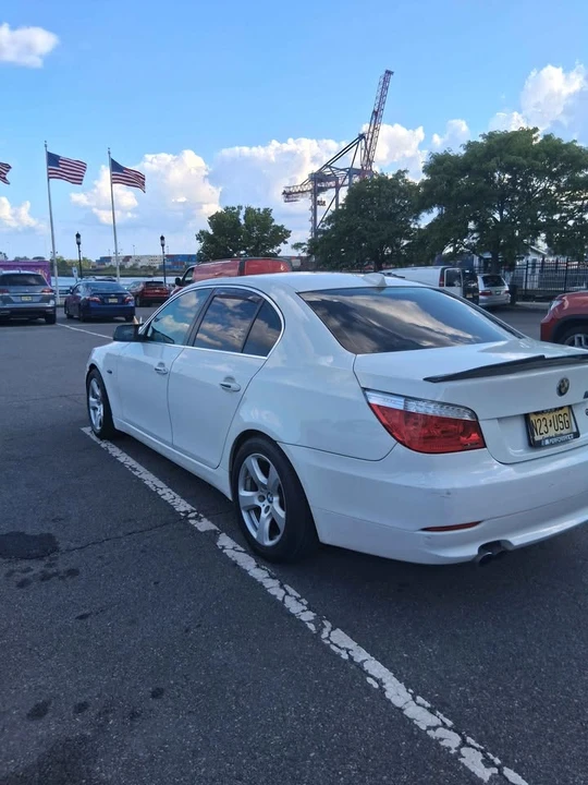 2009 BMW E60 5 Series Sedan - Image 14 of 20