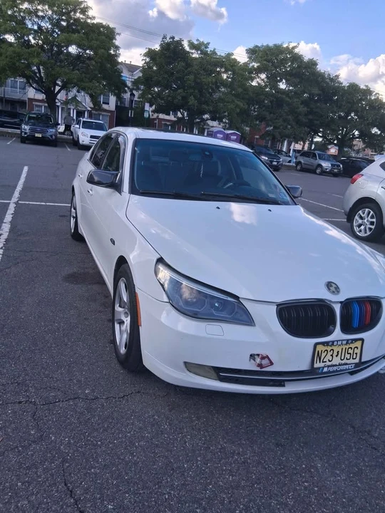 2009 BMW E60 5 Series Sedan - Image 3 of 20