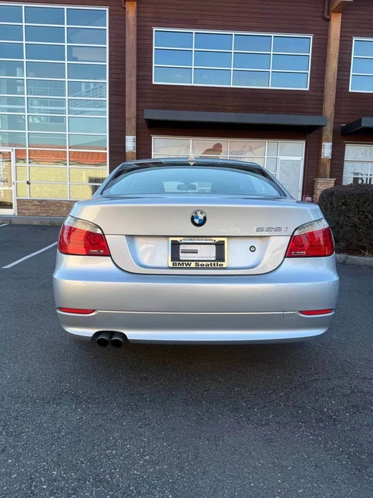 2009 BMW E60 5 Series Sedan - Image 4 of 15