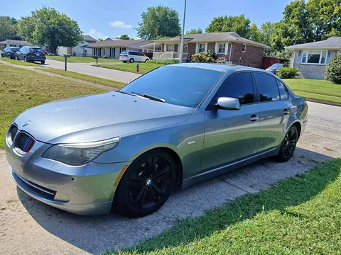 2009 BMW 5 Series 525i Sedan 4D