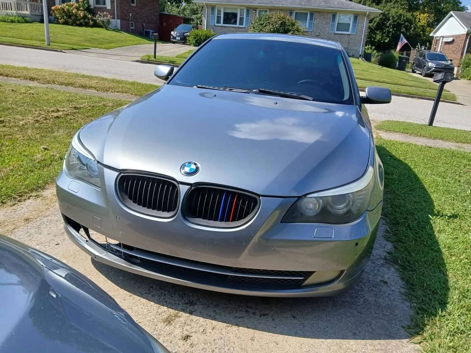 2009 BMW E60 5 Series Sedan - Image 2 of 14