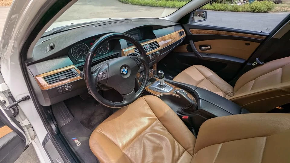 2009 BMW E60 5 Series Sedan - Image 8 of 15