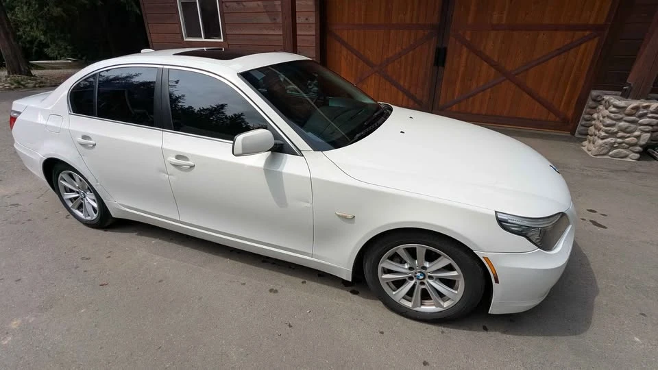 2009 BMW E60 5 Series Sedan - Image 4 of 15