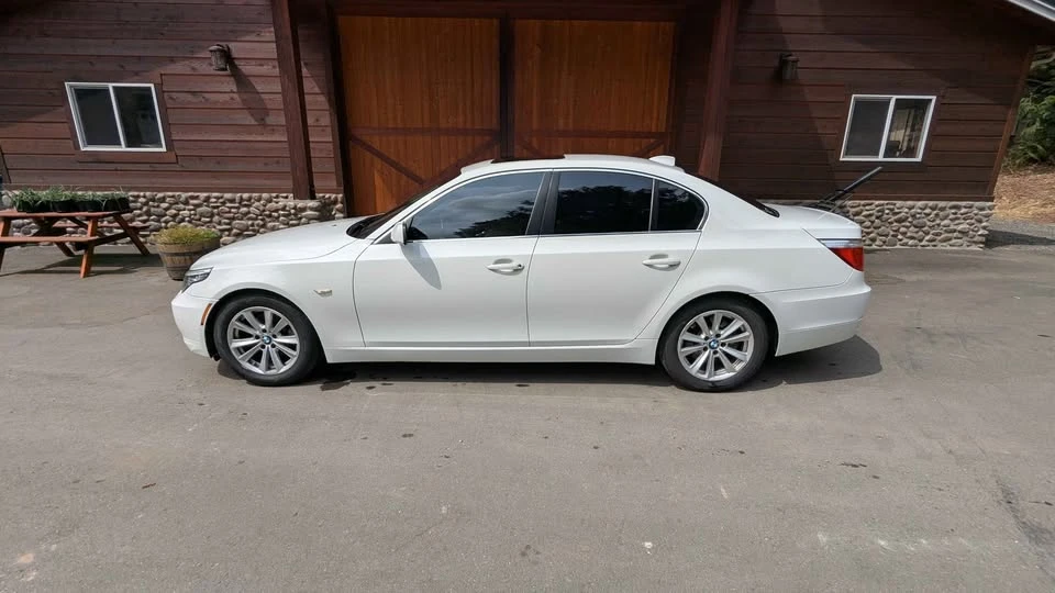 2009 BMW E60 5 Series Sedan - Image 2 of 15