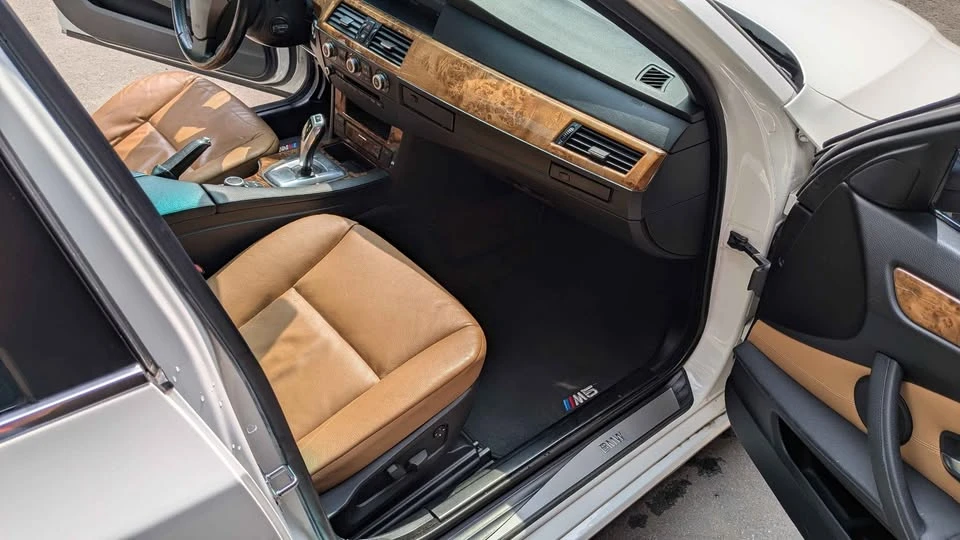 2009 BMW E60 5 Series Sedan - Image 9 of 15