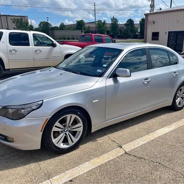 2009 BMW 5 Series 528i Sedan