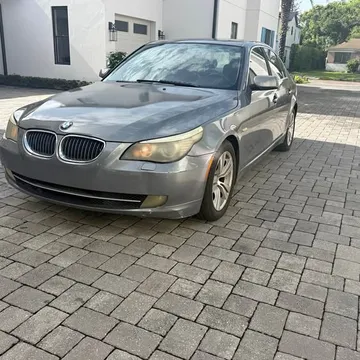 2009 BMW 5 Series 528i Sedan 4D