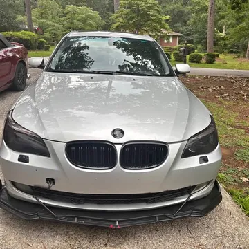 2009 BMW 5 Series 528i Sedan 4D