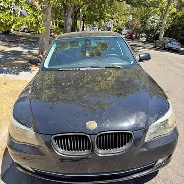 2009 BMW 5 Series 528i Sedan