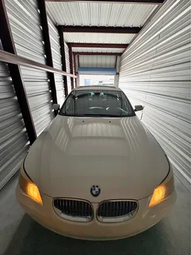 2009 BMW 5 Series 528i Sedan 4D