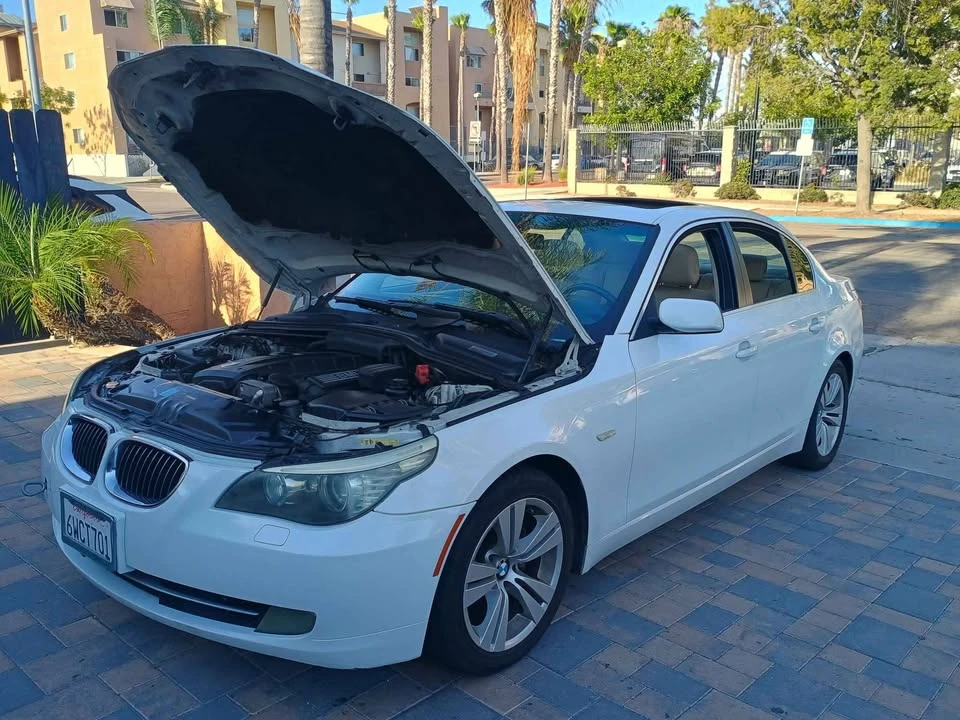 2009 BMW E60 5 Series Sedan - Image 2 of 20