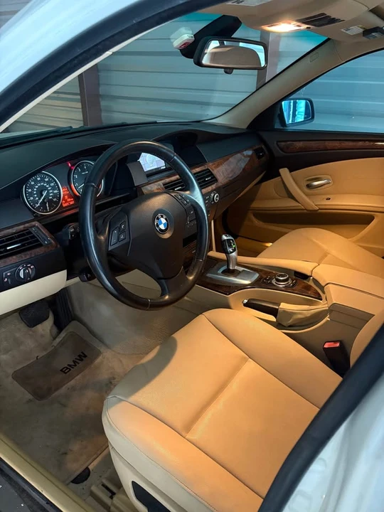 2009 BMW E60 5 Series Sedan - Image 3 of 8