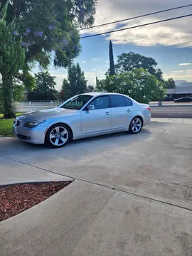2009 BMW 5 Series 528i Sedan 4D