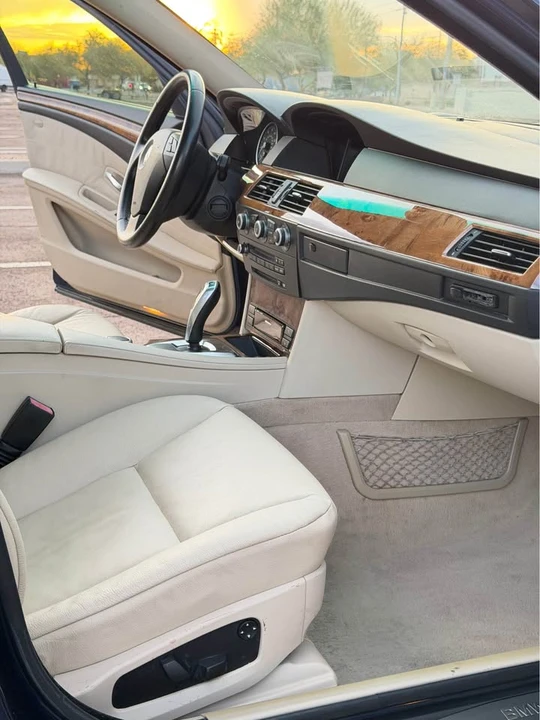2009 BMW E60 5 Series Sedan - Image 10 of 16