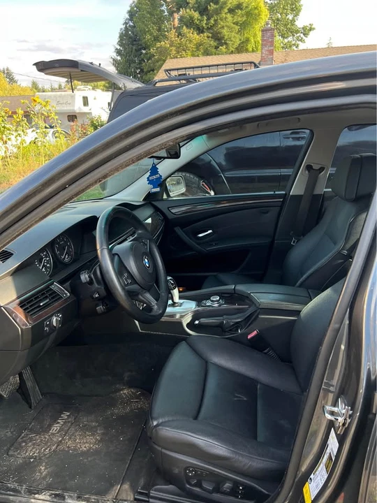 2009 BMW E60 5 Series Sedan - Image 11 of 12