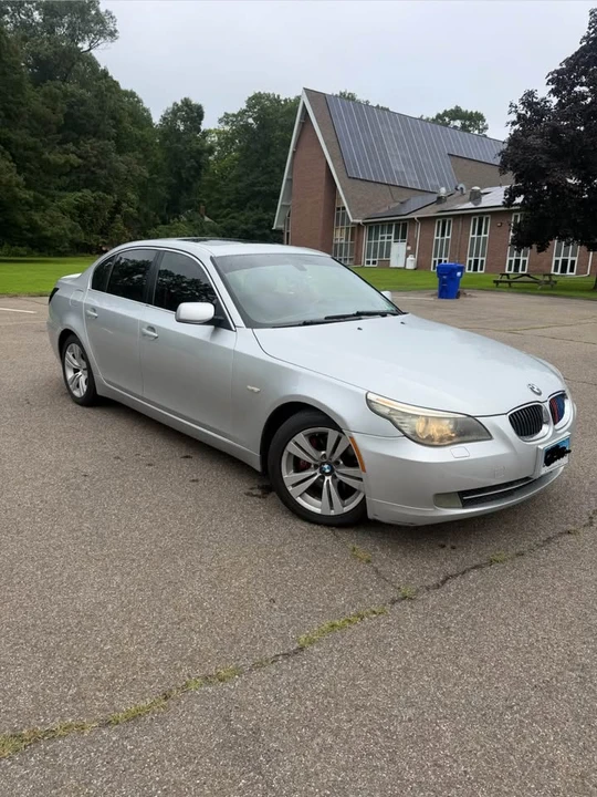 2009 BMW E60 5 Series Sedan - Image 2 of 10