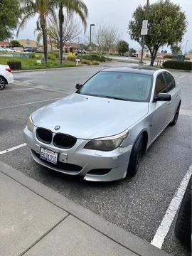 2009 BMW 5 Series 528i Sedan 4D