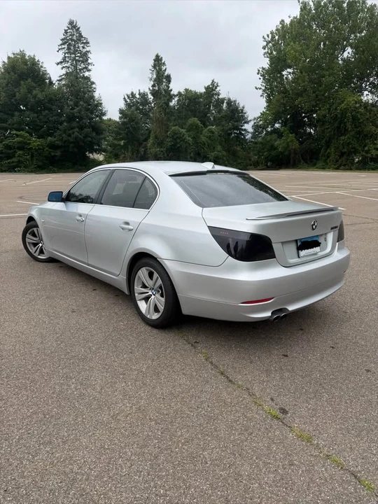 2009 BMW E60 5 Series Sedan - Image 3 of 10