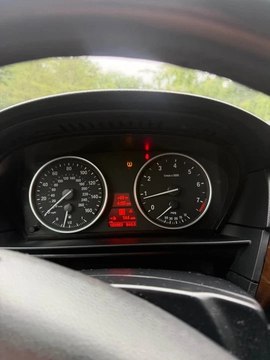 2009 BMW E60 5 Series Sedan - Image 9 of 10