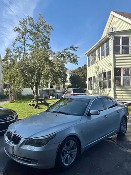 2009 BMW 5 Series 528i Sedan 4D