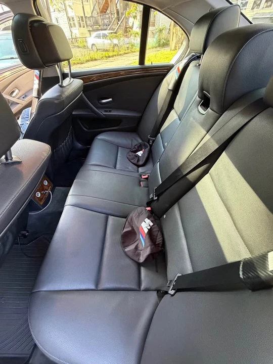 2009 BMW E60 5 Series Sedan - Image 4 of 5
