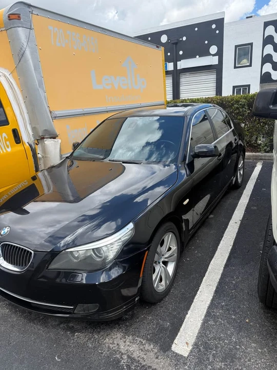 2009 BMW E60 5 Series Sedan - Image 2 of 7