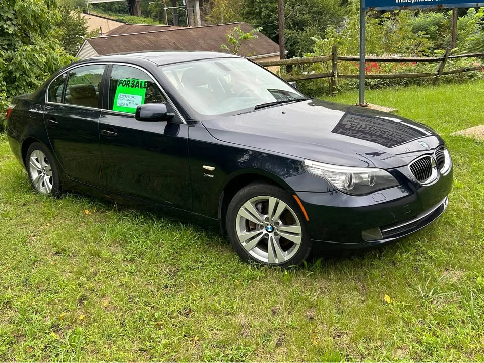 2009 BMW E60 5 Series Sedan - Image 2 of 4