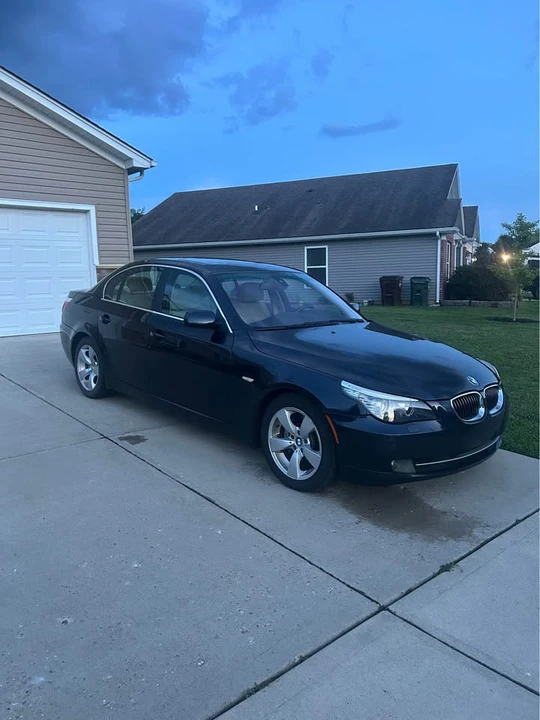 2009 BMW E60 5 Series Sedan - Image 4 of 5