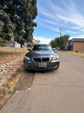 2009 BMW 5 Series 528i Sedan 4D