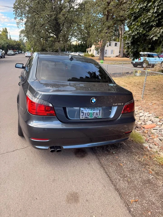 2009 BMW E60 5 Series Sedan - Image 5 of 10