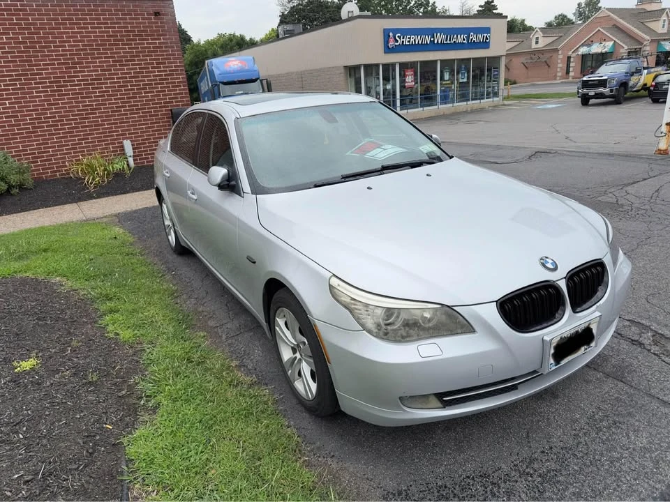 2009 BMW E60 5 Series Sedan - Image 2 of 10
