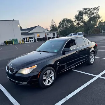 2009 BMW 5 Series 528i xDrive Sedan