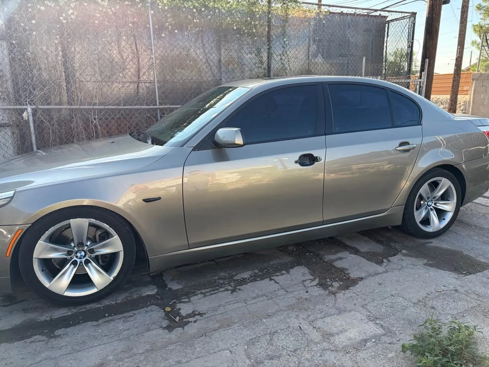 2009 BMW E60 5 Series Sedan - Image 4 of 4