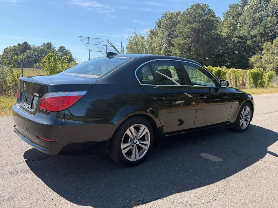 2009 BMW E60 5 Series Sedan - Image 5 of 17