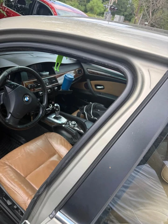 2009 BMW E60 5 Series Sedan - Image 10 of 14