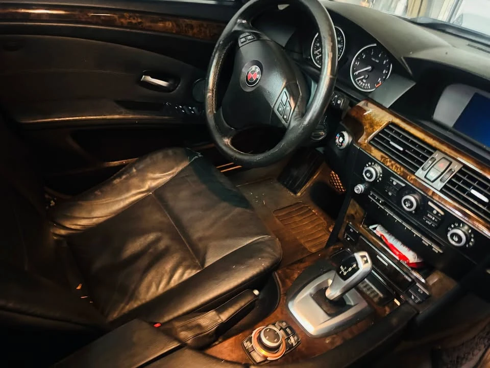 2009 BMW E60 5 Series Sedan - Image 5 of 15