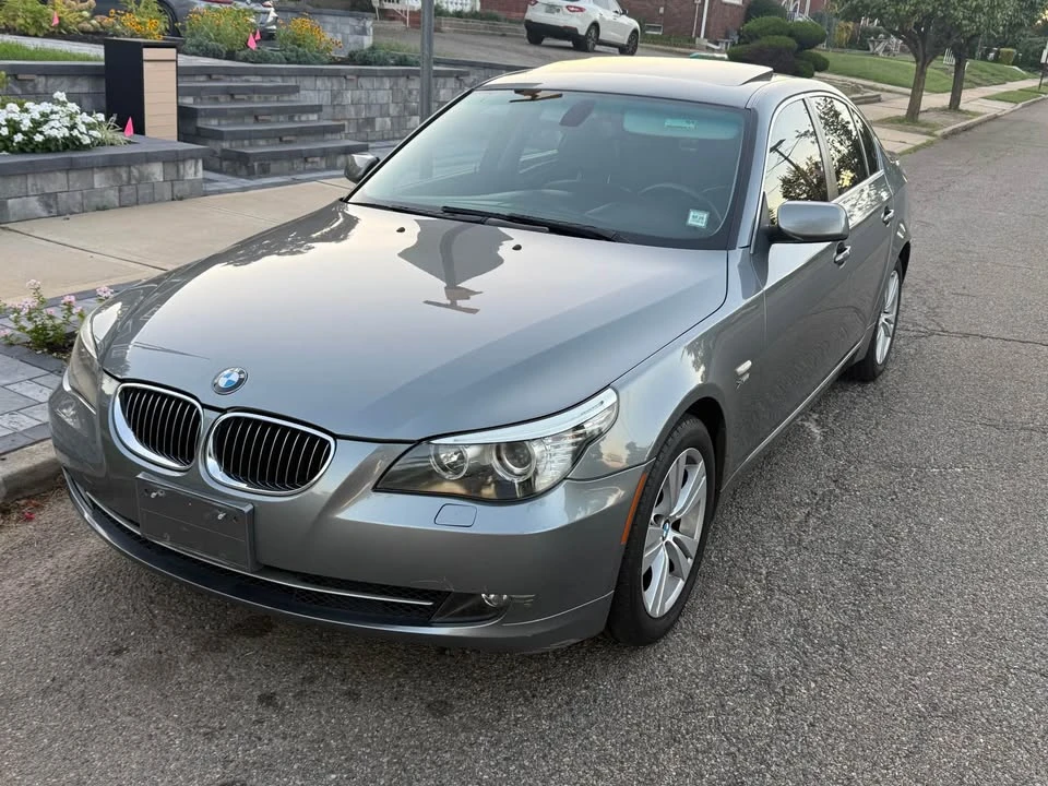 2009 BMW E60 5 Series Sedan - Image 2 of 20