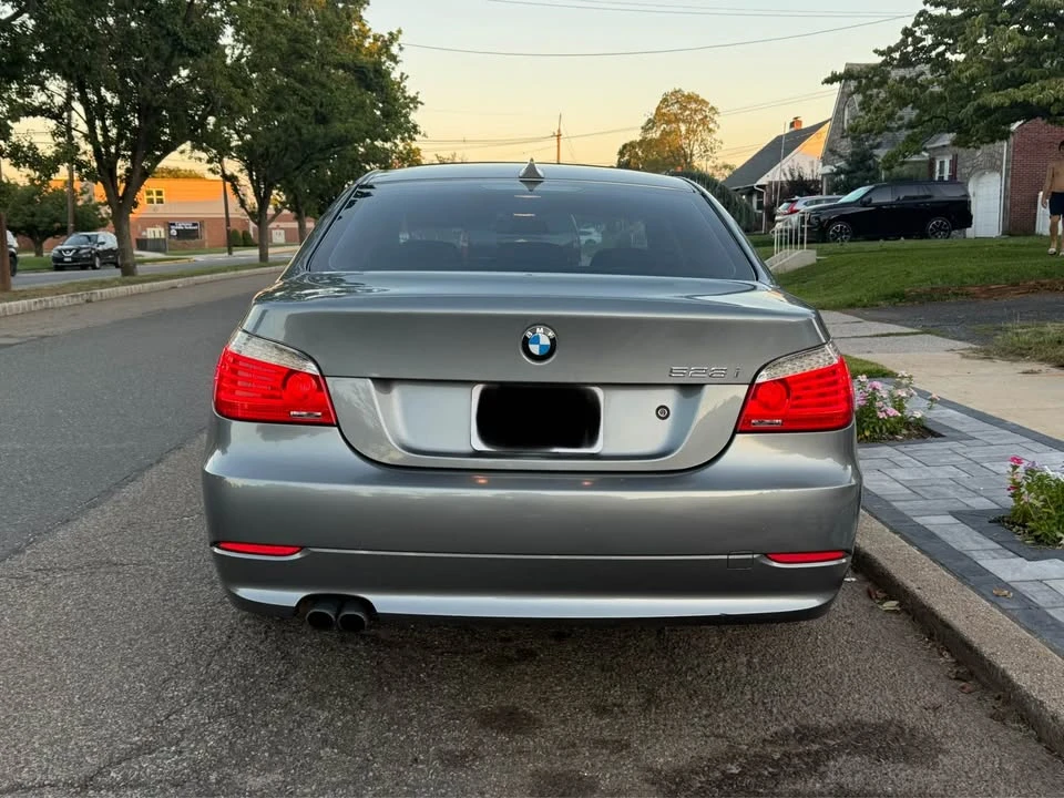 2009 BMW E60 5 Series Sedan - Image 8 of 20