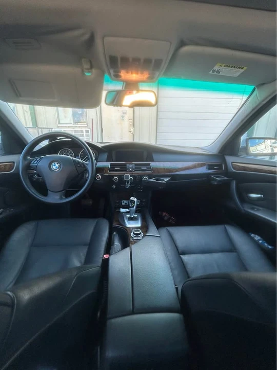 2009 BMW E60 5 Series Sedan - Image 13 of 20
