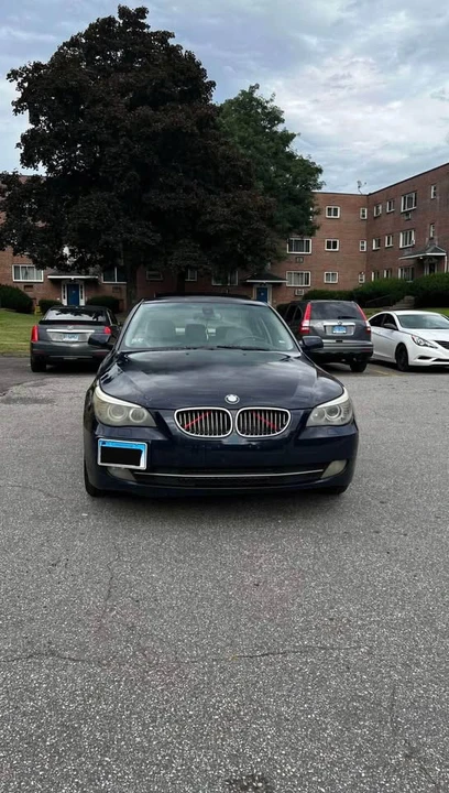 2009 BMW E60 5 Series Sedan - Image 2 of 7
