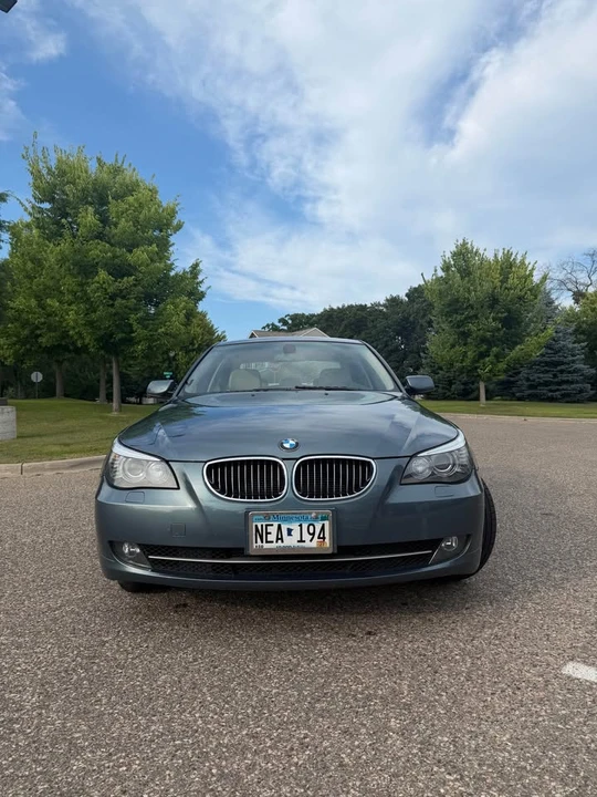 2009 BMW E60 5 Series Sedan - Image 2 of 16