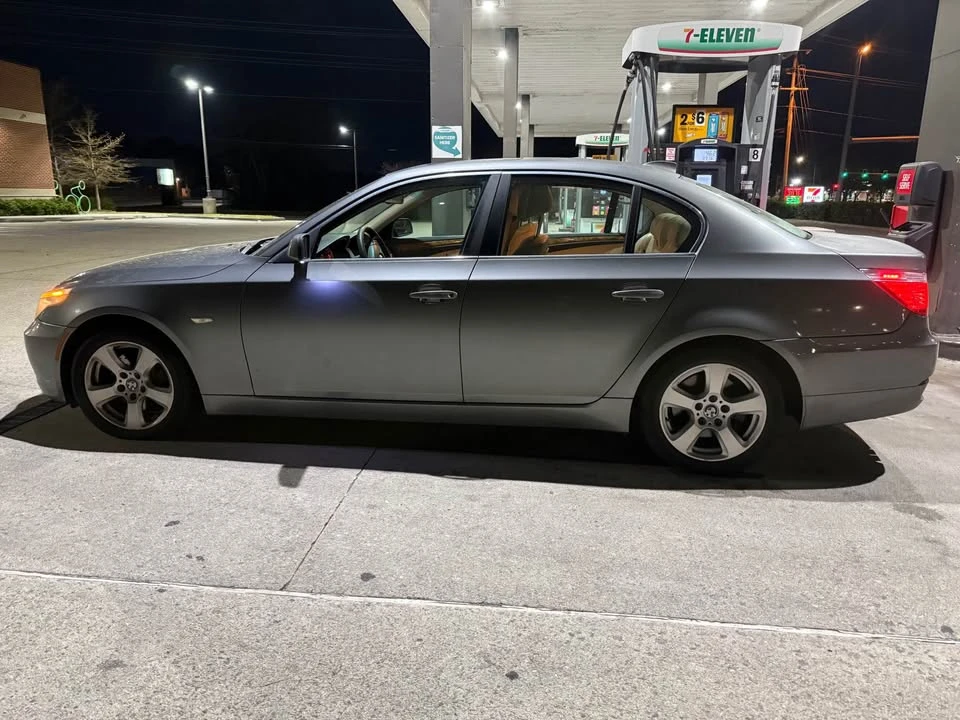 2009 BMW E60 5 Series Sedan - Image 3 of 7