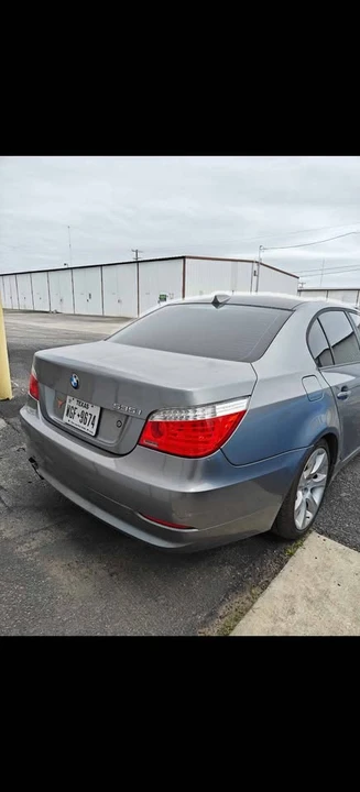 2009 BMW E60 5 Series Sedan - Image 2 of 4